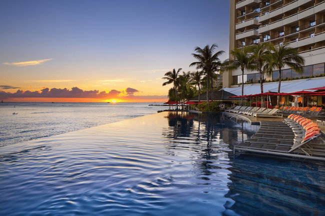 楽園ハワイはプールの宝庫 最新ホテルプール特集 ワイキキ編 世界百周 Endless Journey